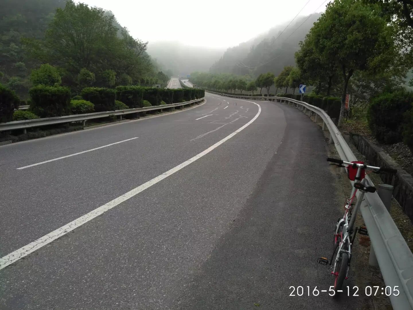 往杭州方向骑行 往杭州方向骑行